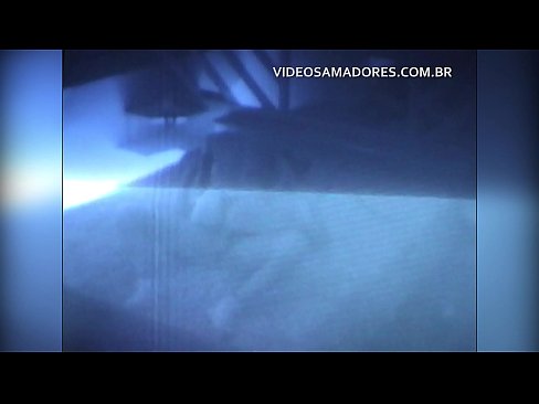 ❤️ Senarrak emazteari filmatzen dio bizilaguna eta makurtu bat dela jakiten du ️ Azal pornoa gugan ﹏