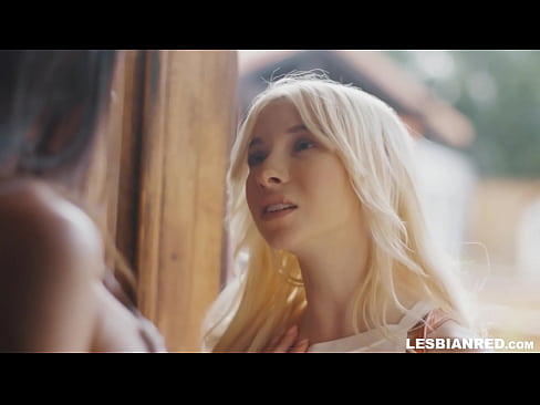 ❤️ Neska hilabete batzuk geroago etxera dator eta amaordearen puxa jaten amaitzen du ️ Azal pornoa gugan ﹏