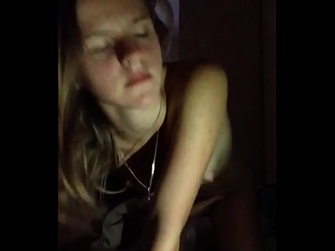 ❤️ Neska bat masturbatzen da eta cums ️ Azal pornoa gugan ﹏